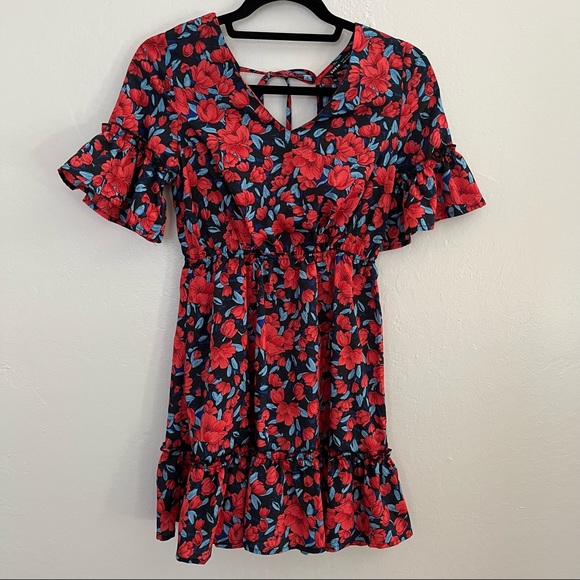 Preloved tie back floral dress - Picture 9 of 9